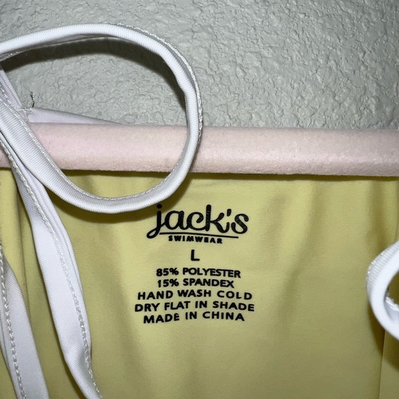 Like New Yellow Eyelet Jacks One Piece - Picture 3 of 4